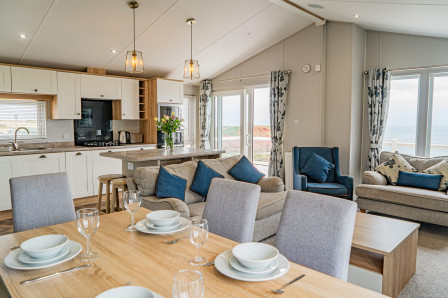 5 Willows, Devon Cliffs, Devon.